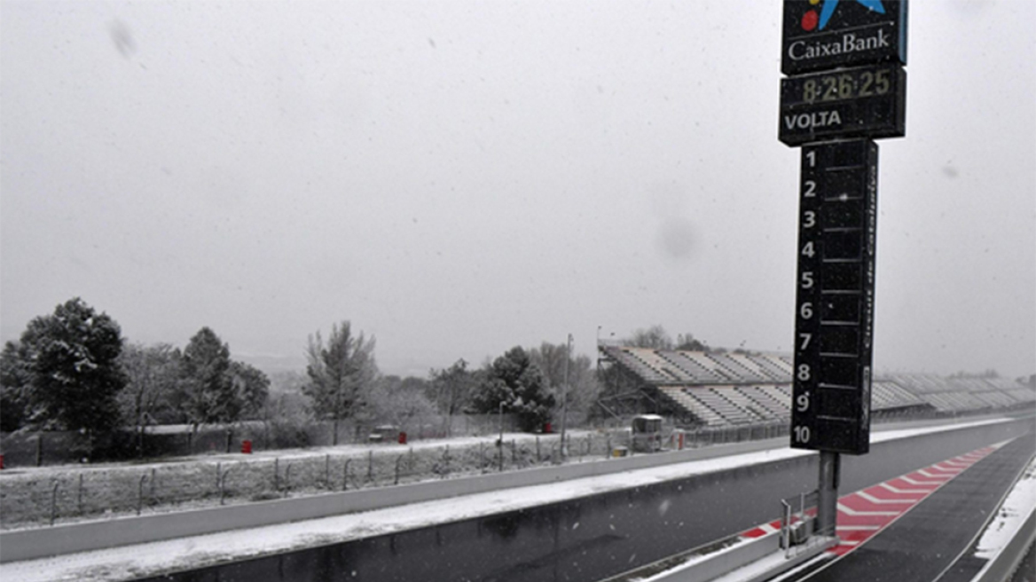 F1: Χιόνι αντί για δοκιμές στη Βαρκελώνη!